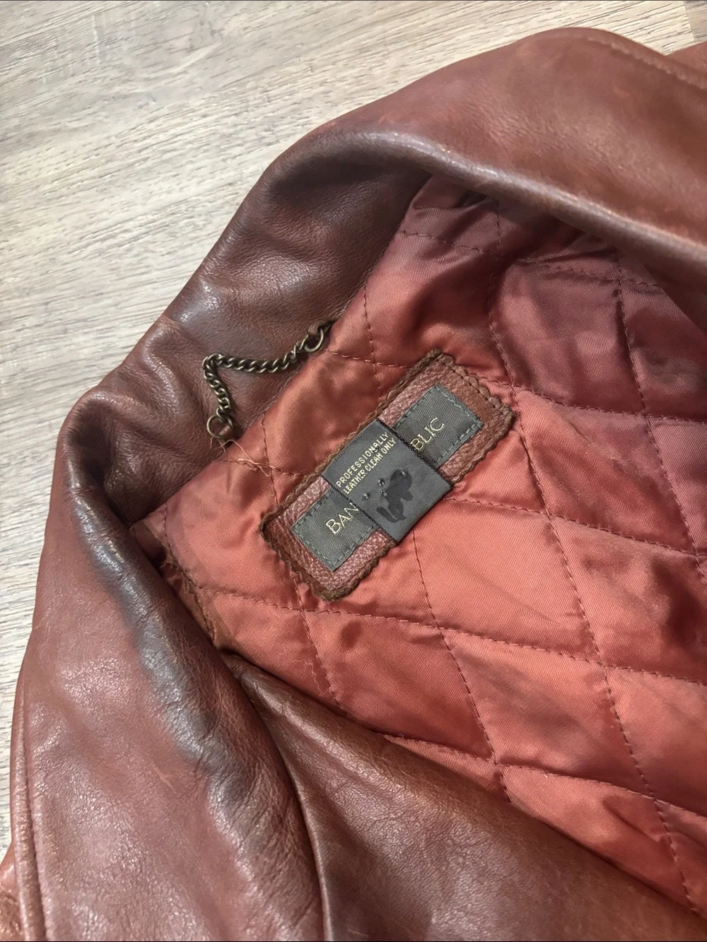 Banana Republic guc leather